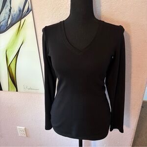 women’s black shirt size XS
